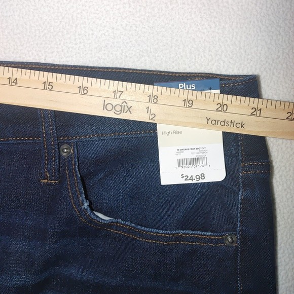 Terra & Sky High-Rise Cropped Bootcut Jeans Plus Size 20W Distressed Stretch New - Picture 5 of 7